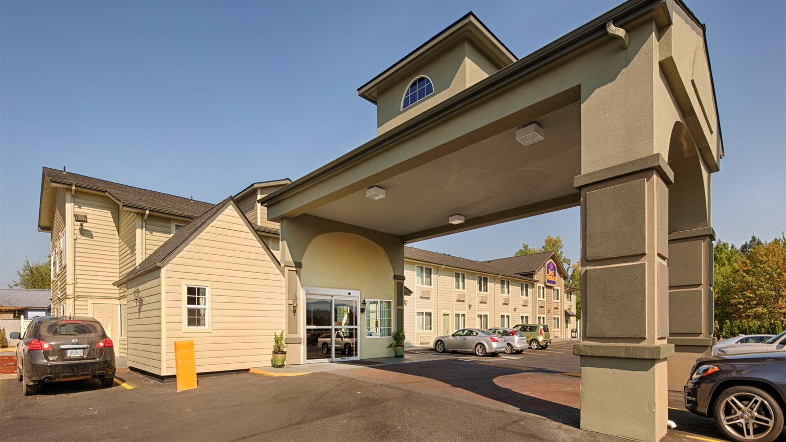 Best Western Cottage Grove Inn Екстериор снимка