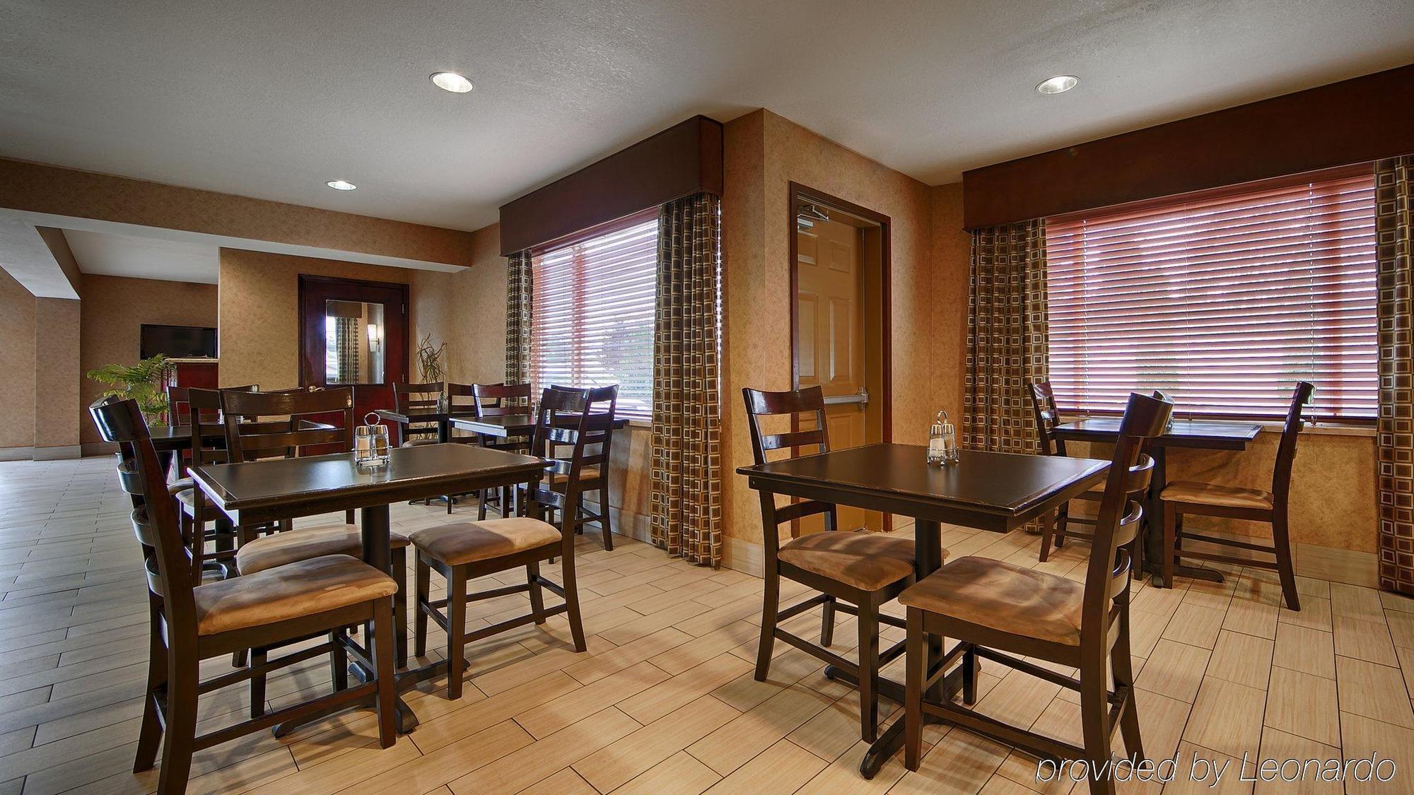 Best Western Cottage Grove Inn Екстериор снимка