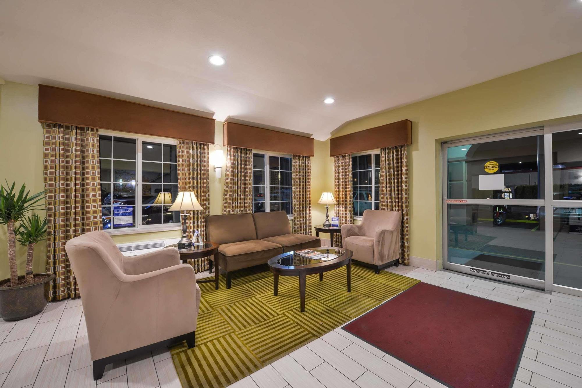 Best Western Cottage Grove Inn Екстериор снимка