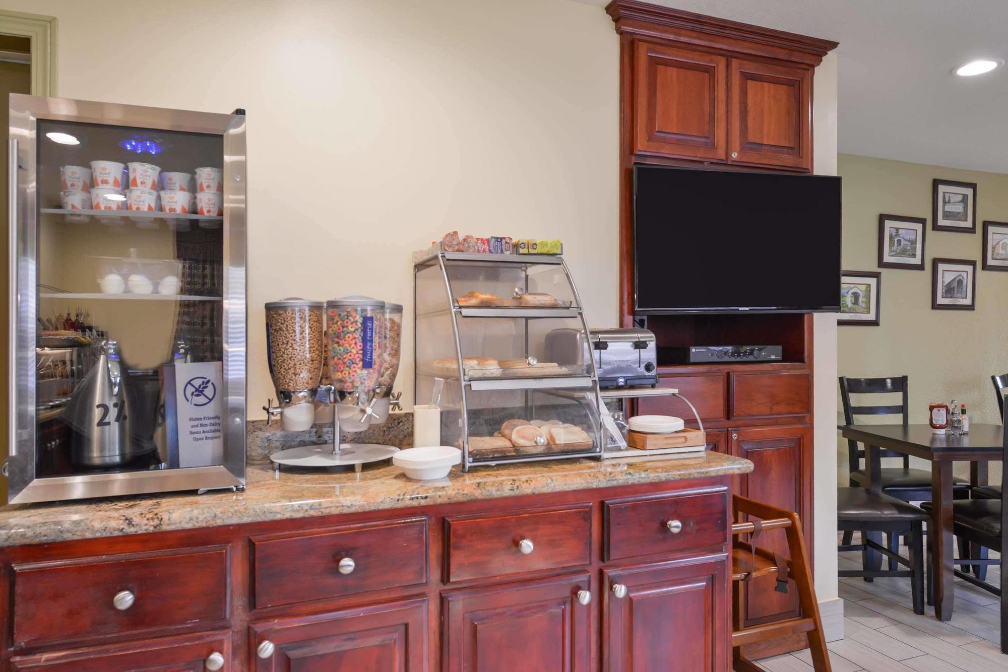 Best Western Cottage Grove Inn Екстериор снимка