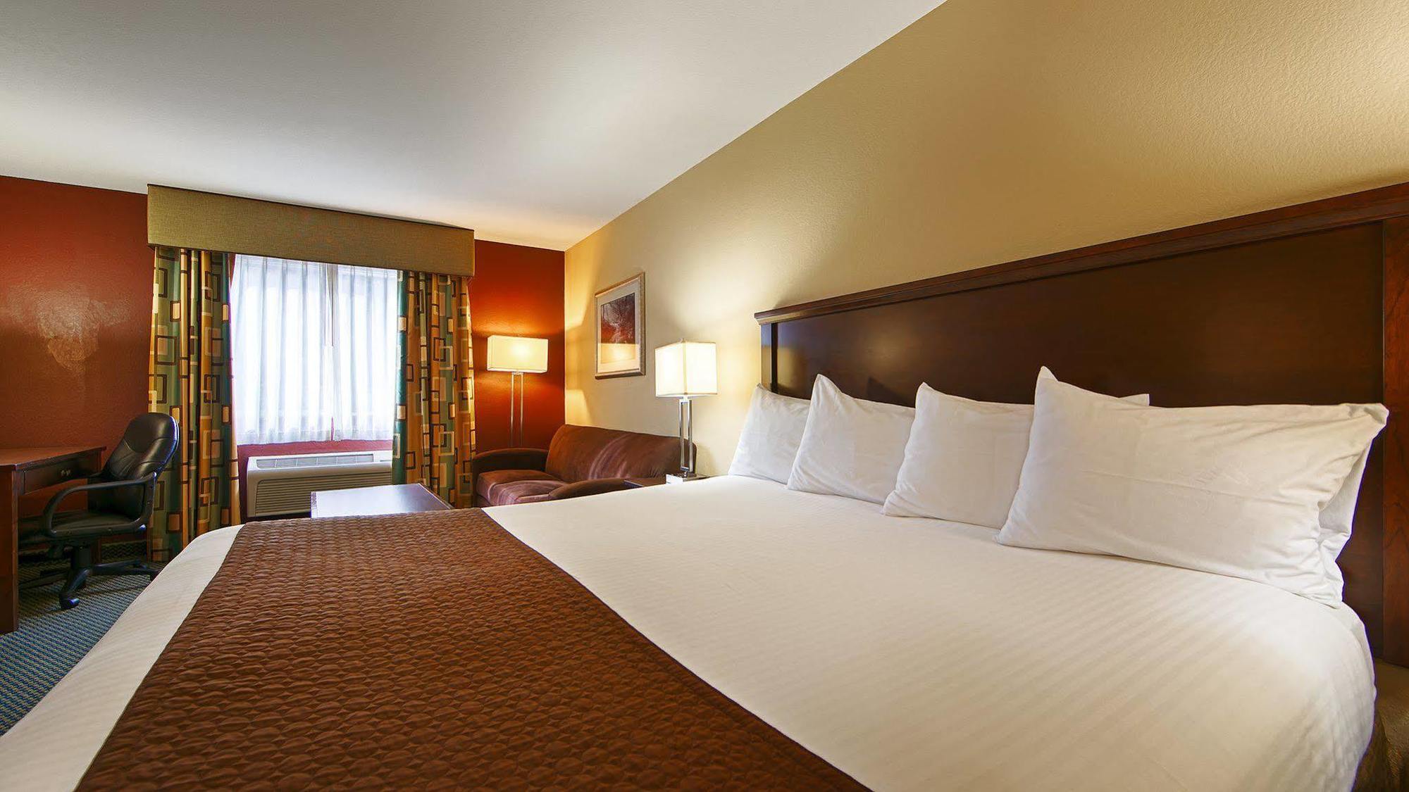 Best Western Cottage Grove Inn Екстериор снимка