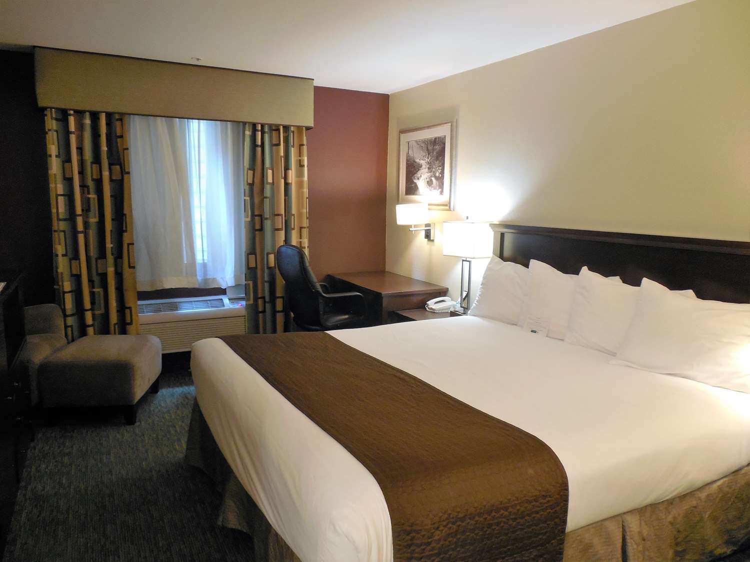 Best Western Cottage Grove Inn Екстериор снимка